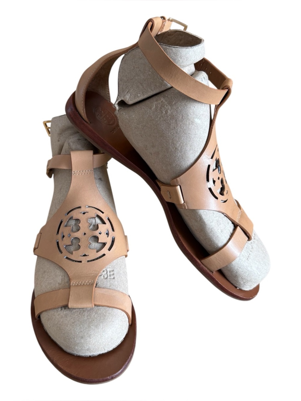 Tory Burch Zoey Leather Flat Sandals 7.5 Tan Nude Resort Vacation Summer Shoes - Picture 10 of 10